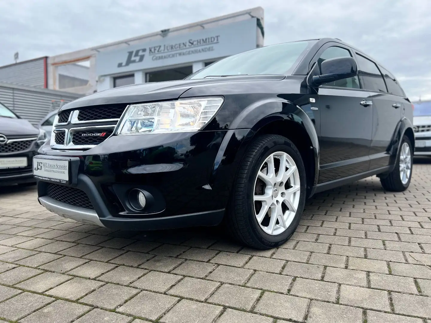 Dodge Journey 2,0 CRD R/T Automatik Leder Navi DVD AHK Noir - 1
