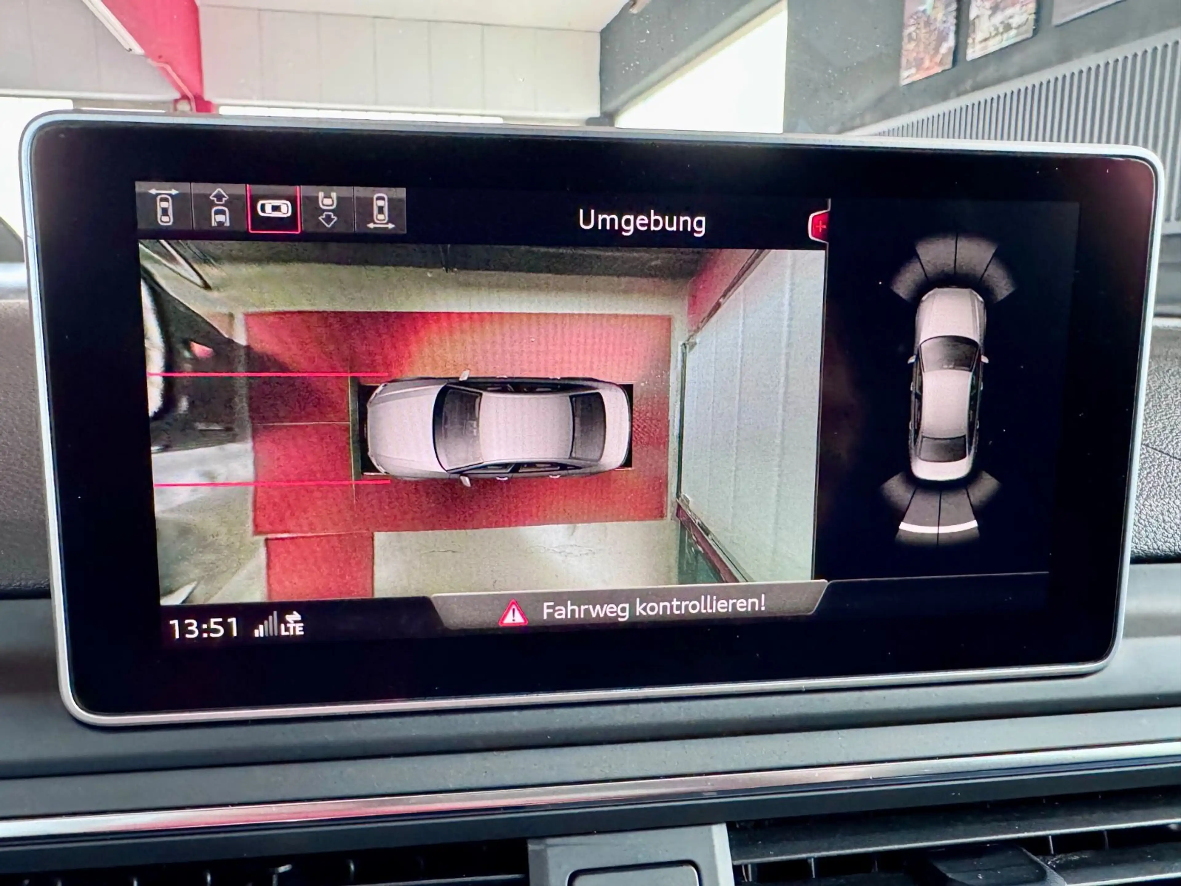 Audi S4 Lim. 3.0TFSI EU ACC 360°B&O Virtual Matrix 19 — photo 12