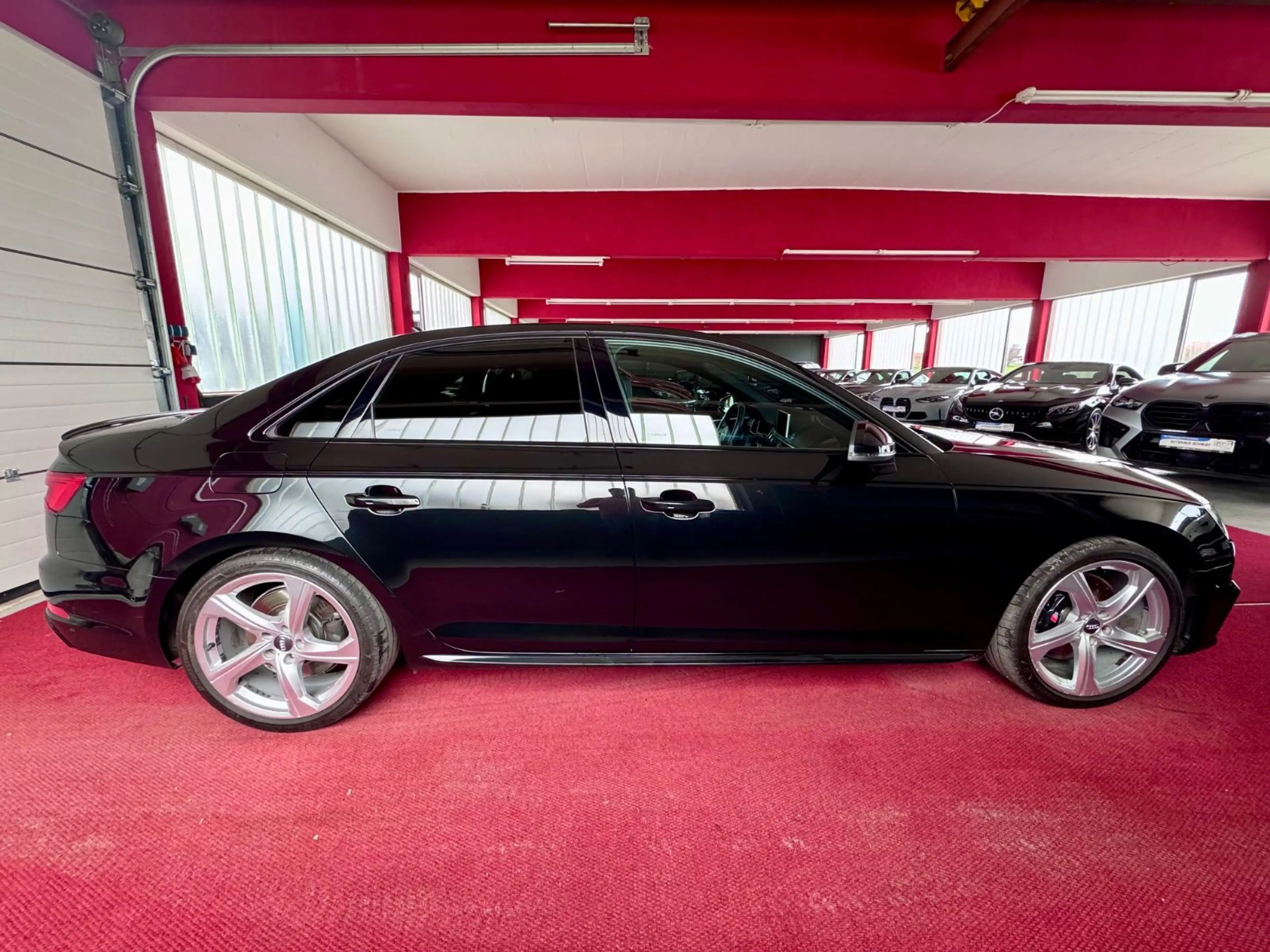 Audi S4 Lim. 3.0TFSI EU ACC 360°B&O Virtual Matrix 19 — photo 5