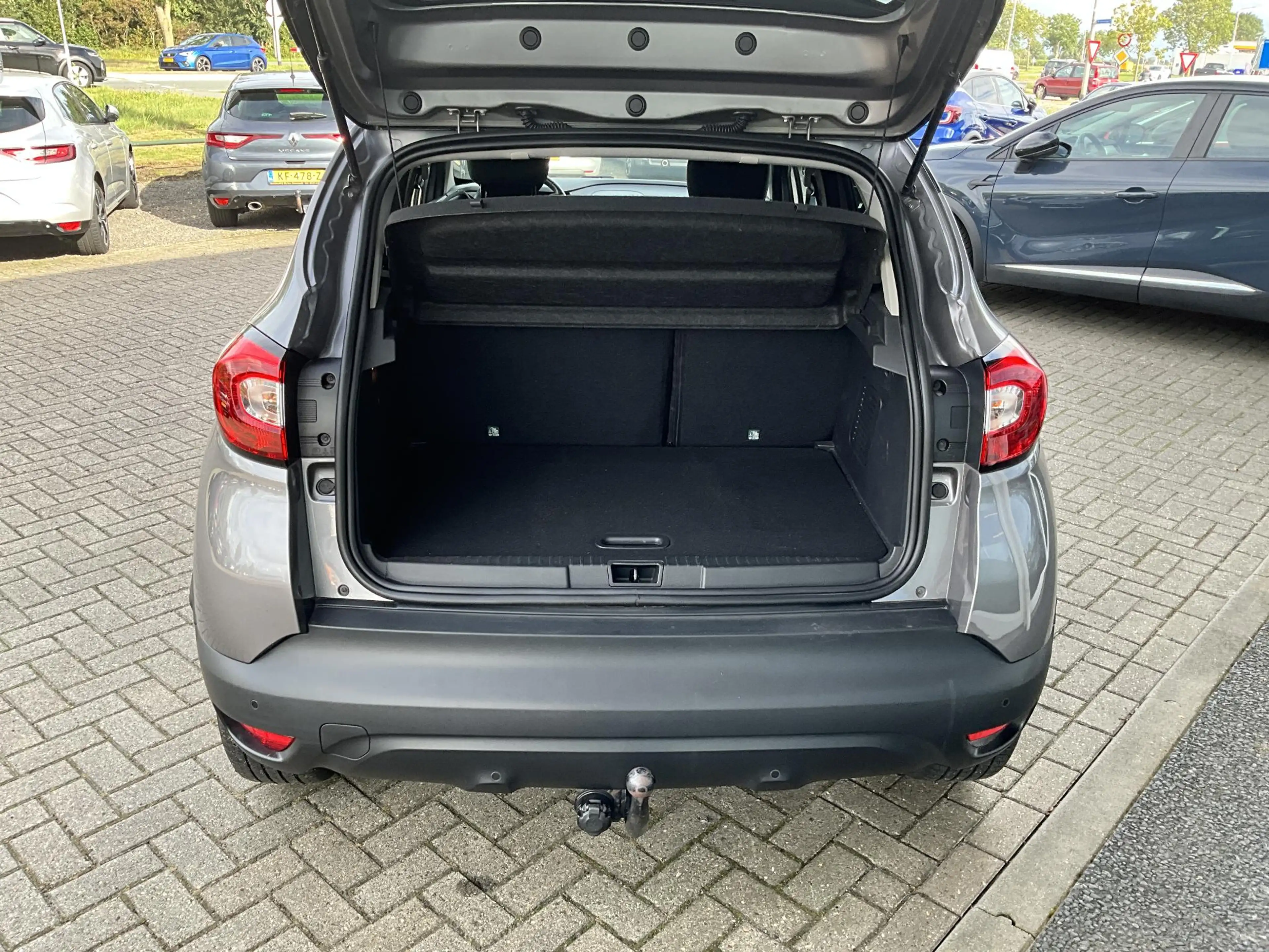 Renault Captur 0.9 TCe Dynamique — photo 19