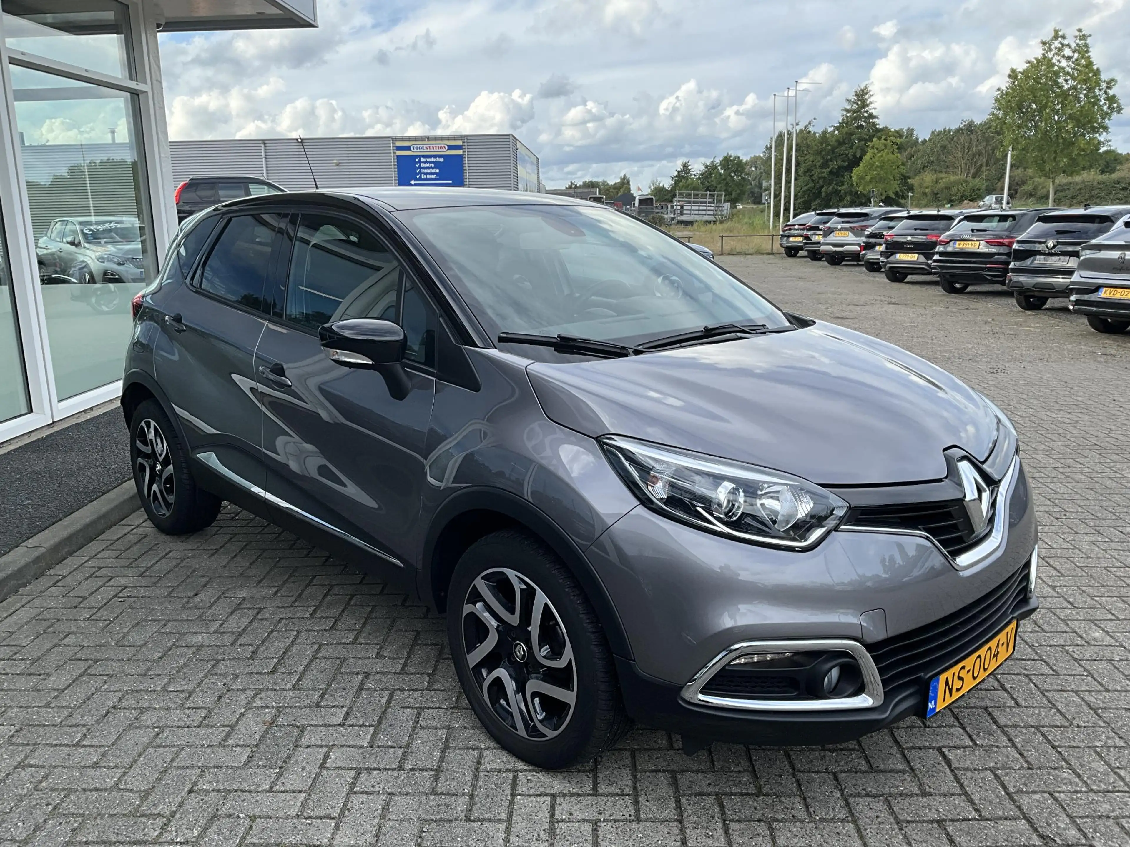 Renault Captur 0.9 TCe Dynamique — photo 3
