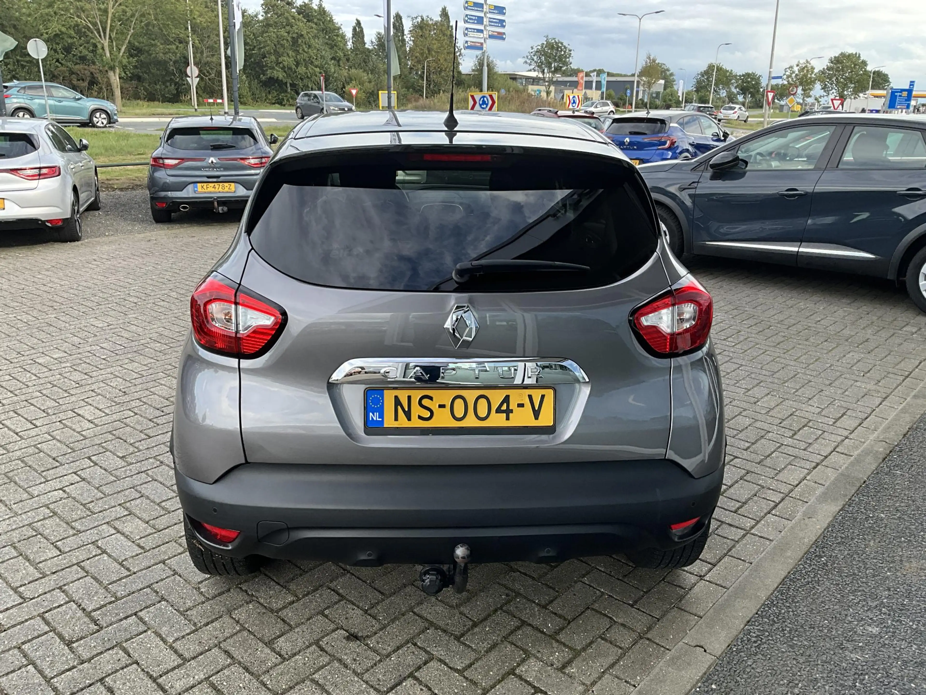 Renault Captur 0.9 TCe Dynamique — photo 4