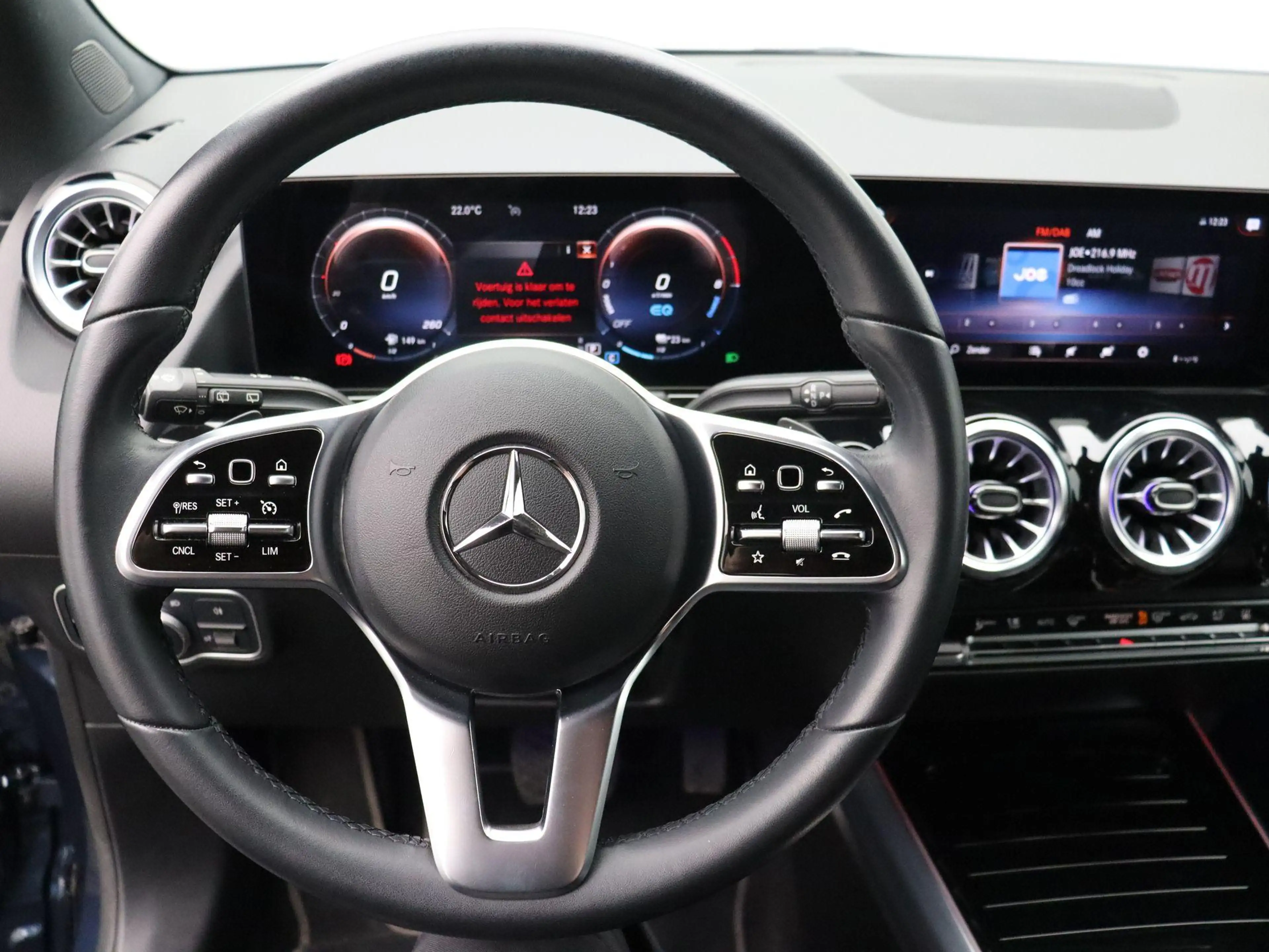 Mercedes-Benz GLA 250 e Business Line + LEDER + CAMERA + 1Y USED GARANTI — photo 14