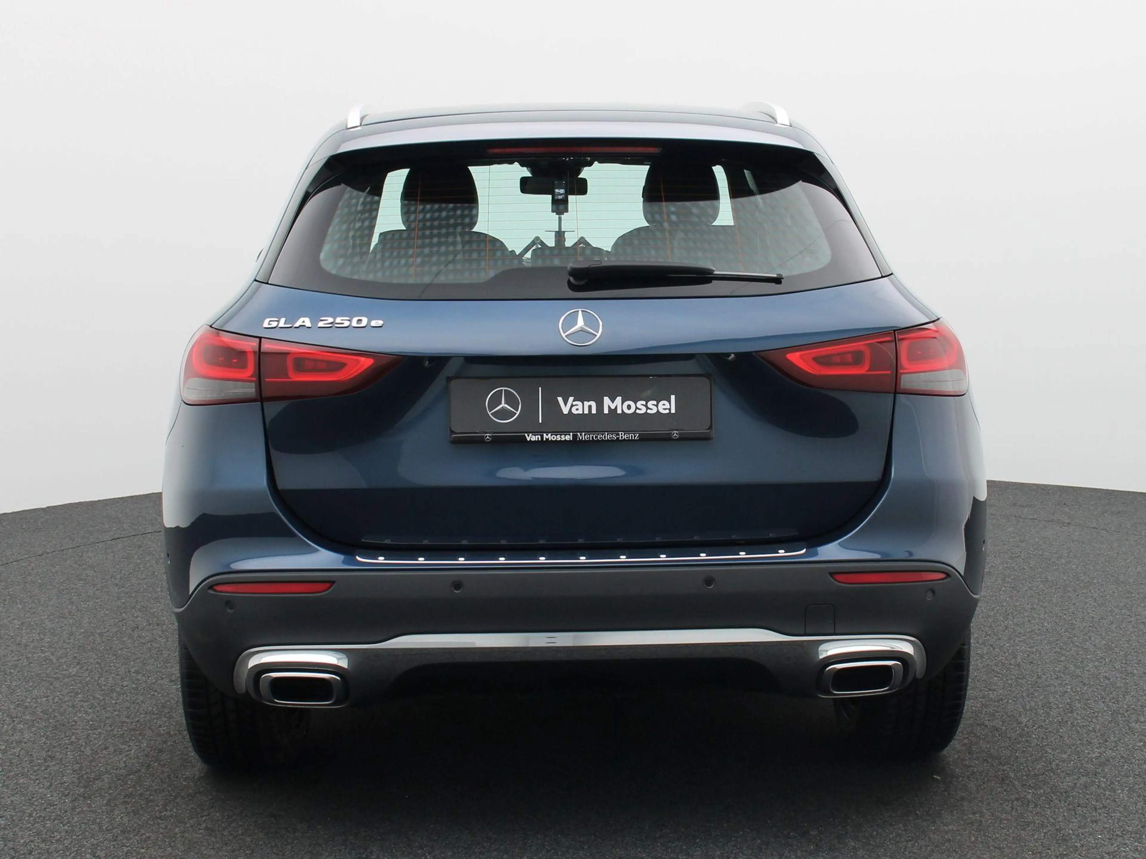 Mercedes-Benz GLA 250 e Business Line + LEDER + CAMERA + 1Y USED GARANTI — photo 5
