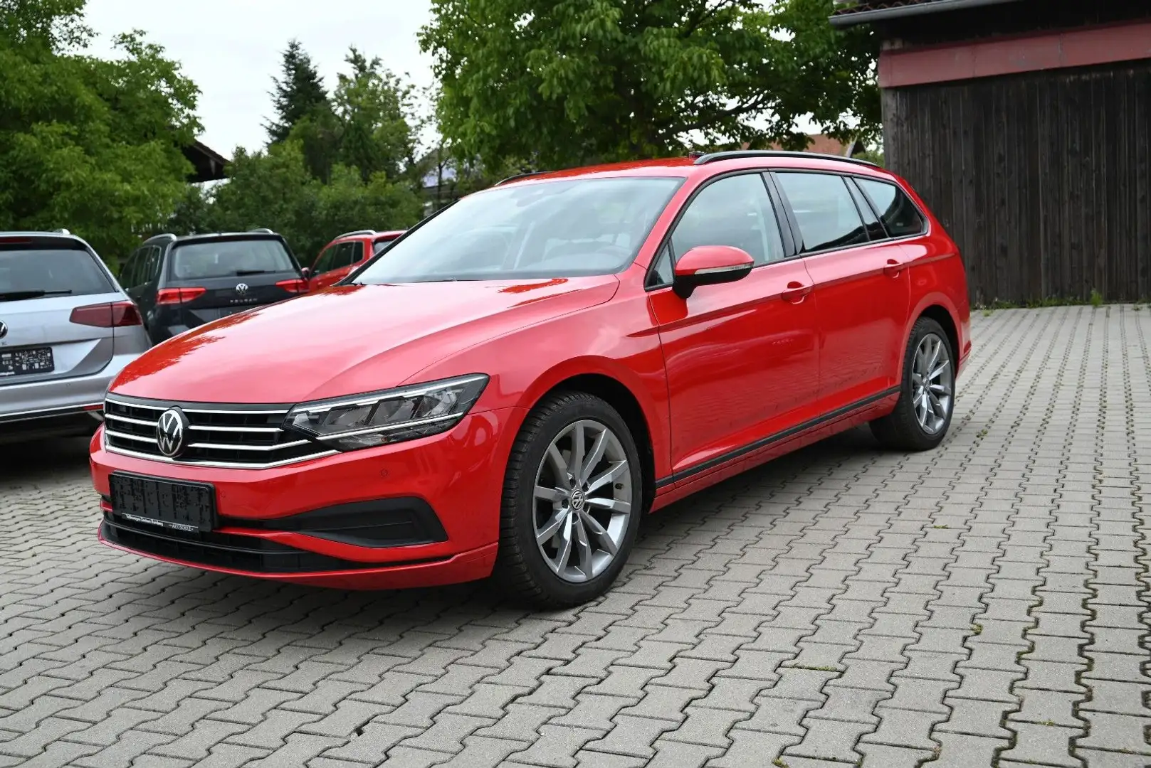 Volkswagen Passat Variant / AHK/IQ drive/ 18 Zoll GTE Räder Rot - 2