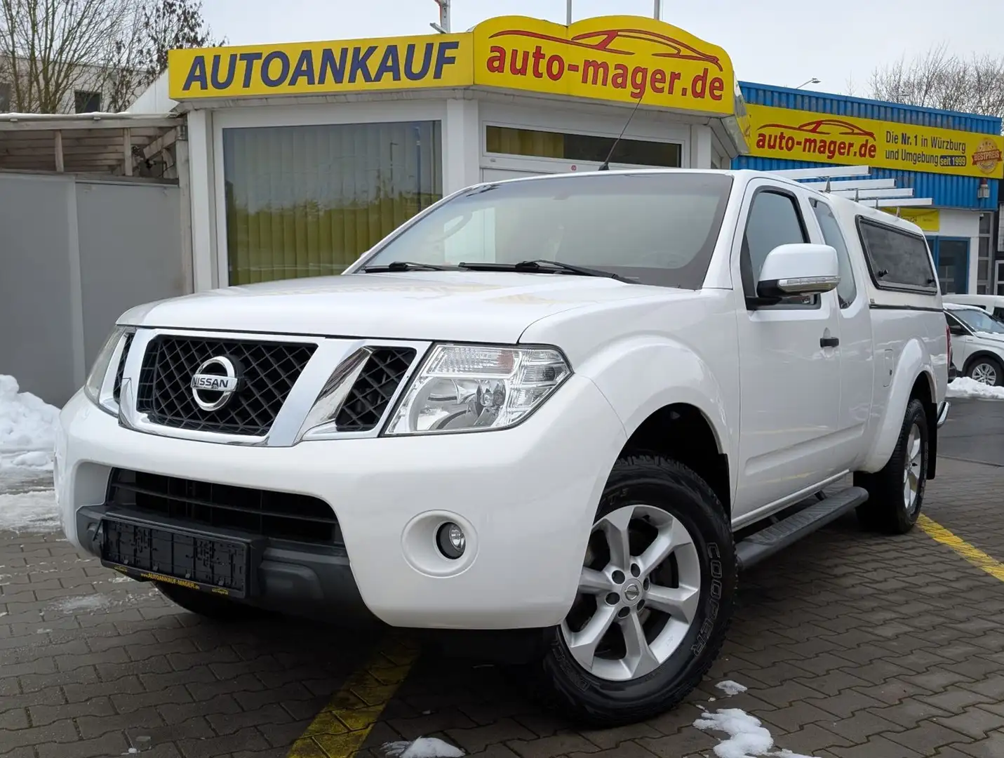 Nissan Navara 2.5 4x4 Pickup Hardtop KingCab*LKW*Garant Blanc - 2