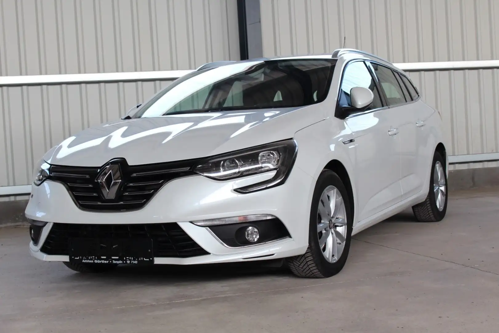 Renault Megane IV Grandtour Intens Weiß - 1