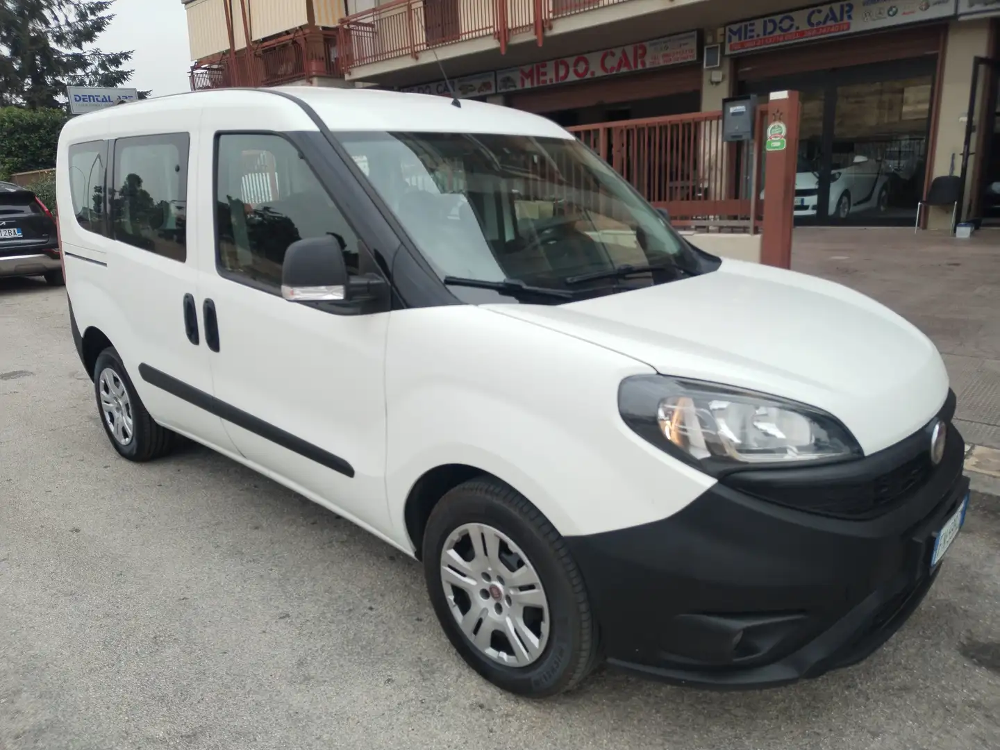 Fiat Doblo 1.3 MJ 95 CV - 70 KW AUTOCARRO N1 Blanc - 1