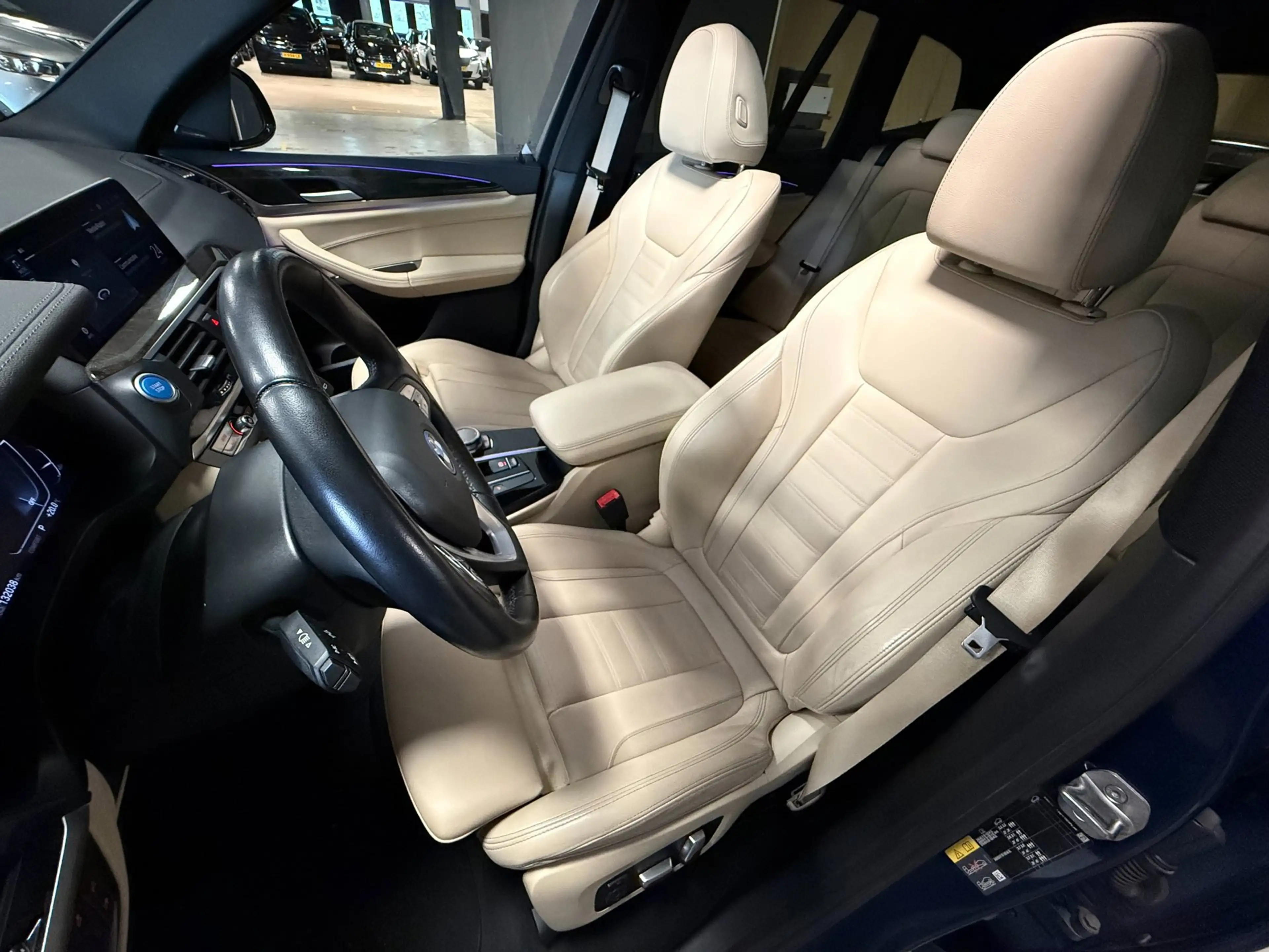 BMW iX3 High Executive 80 kWh|SOH92%|PANO|360CAM|LED|HUD|D — photo 30