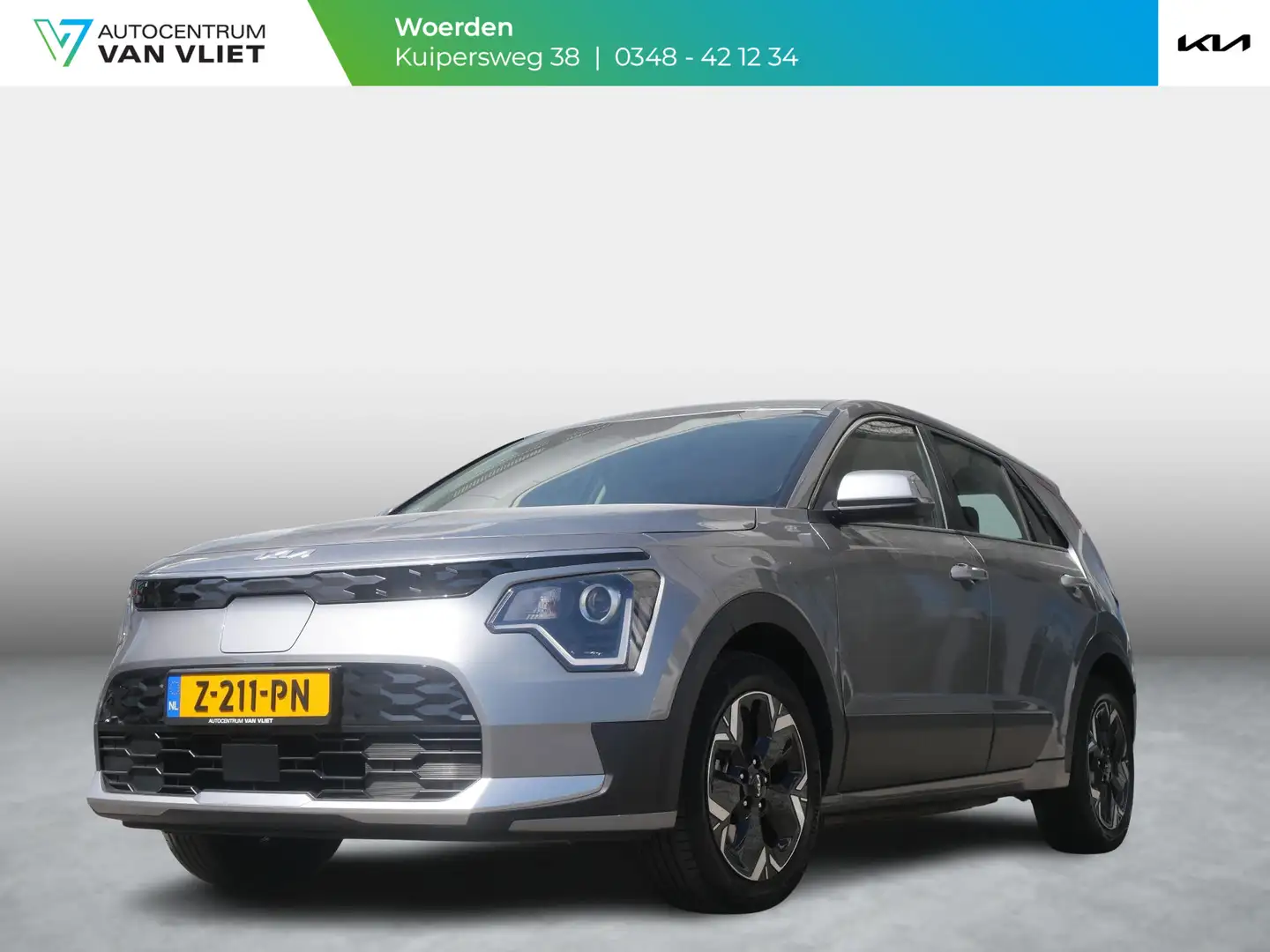 Kia e-Niro EV Light Edition 64.8 kWh | Navigatie | Achteruitr Grijs - 1