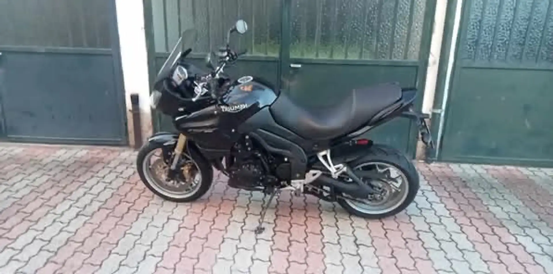 Triumph Tiger 1050 - 1