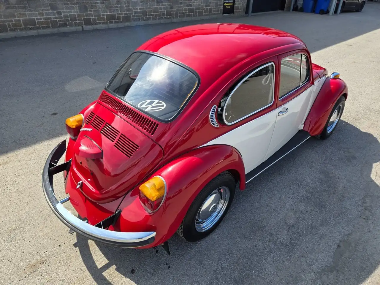 Volkswagen Beetle снимка Volkswagen Beetle