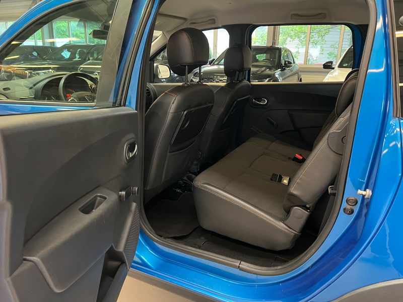 Dacia Lodgy Stepway Celebration 7-SITZER/NAVI/PDC/SHZ — photo 14