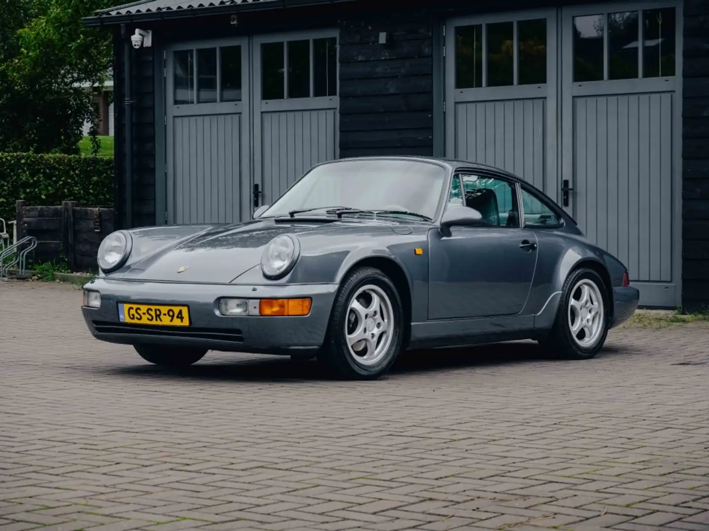 Porsche 964 Porsche 964 coupe Venetian Blue Blau - 1