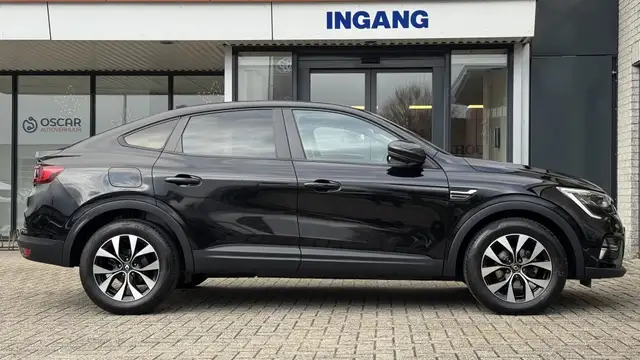Renault Arkana view 5