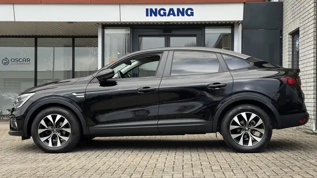 Renault Arkana view 2