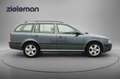 Skoda Octavia Combi 1.6 Celebrate - Clima, Cruise, Trekhaak Gris - thumbnail 10