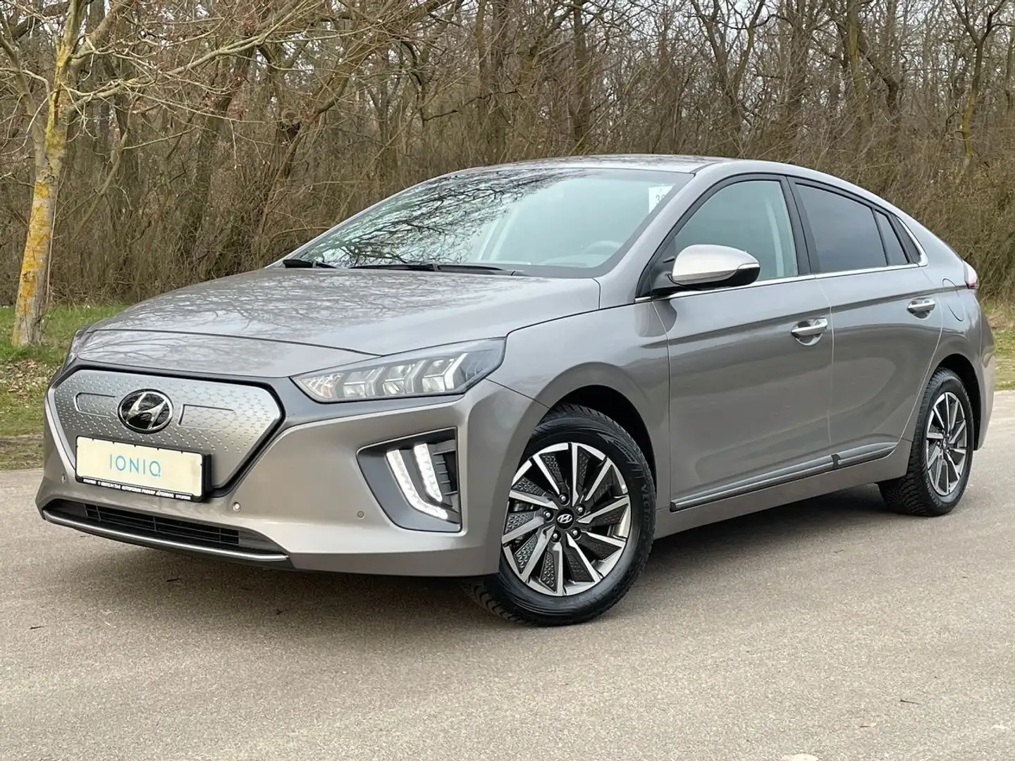 Hyundai IONIQ ELEKTRO*Mietkauf*FINA ohne Bank Grau - 1