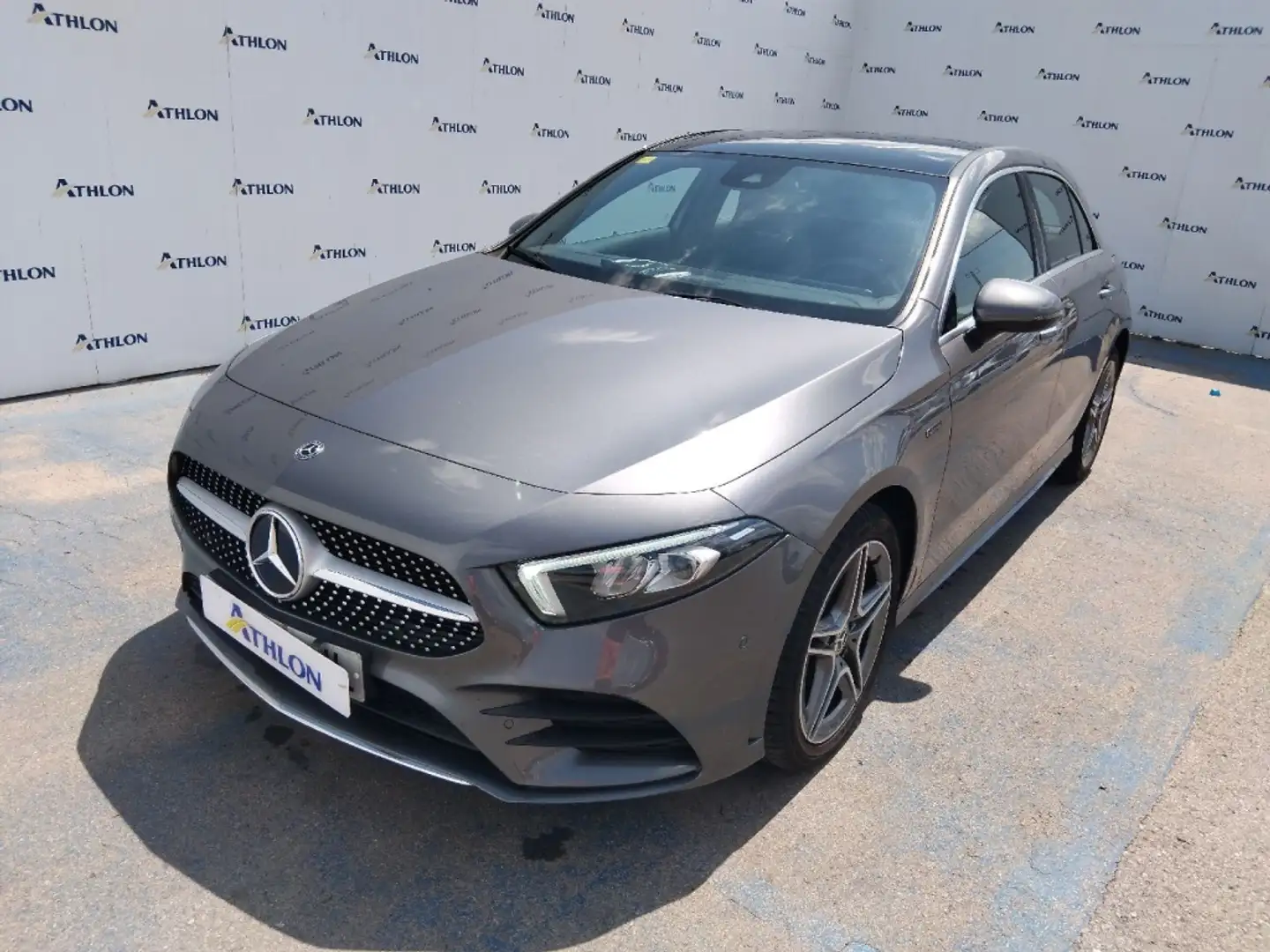 Mercedes-Benz A 250 250e 8G-DCT Gris - 1