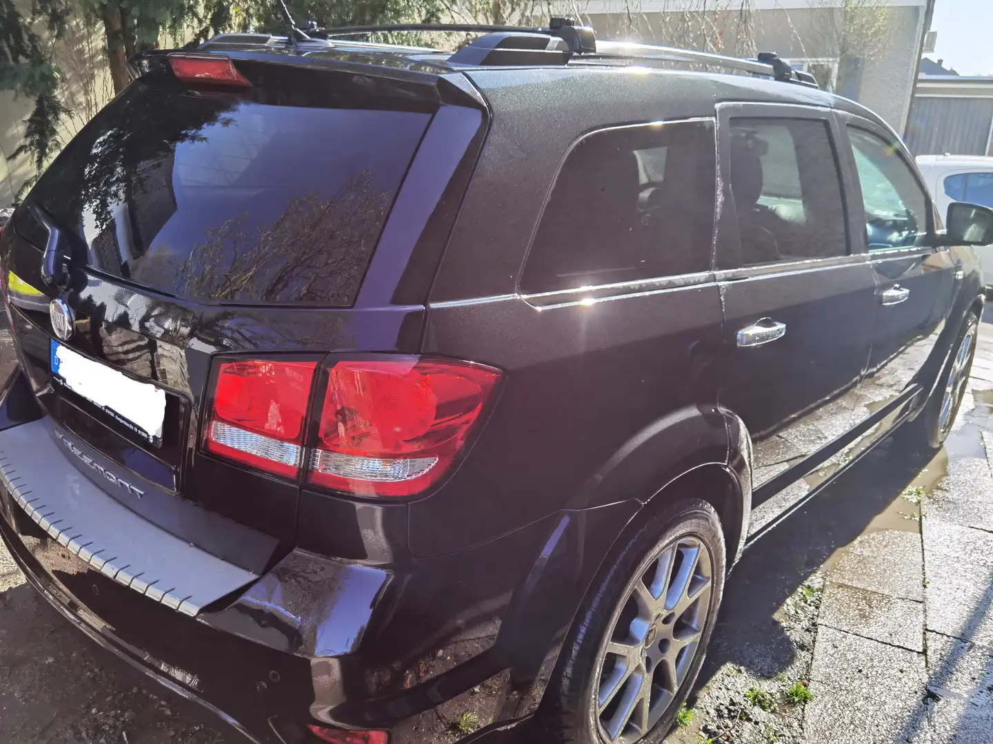 Fiat Freemont Freemont Diesel 2.0 Multijet 16V DPF Urban Schwarz - 1