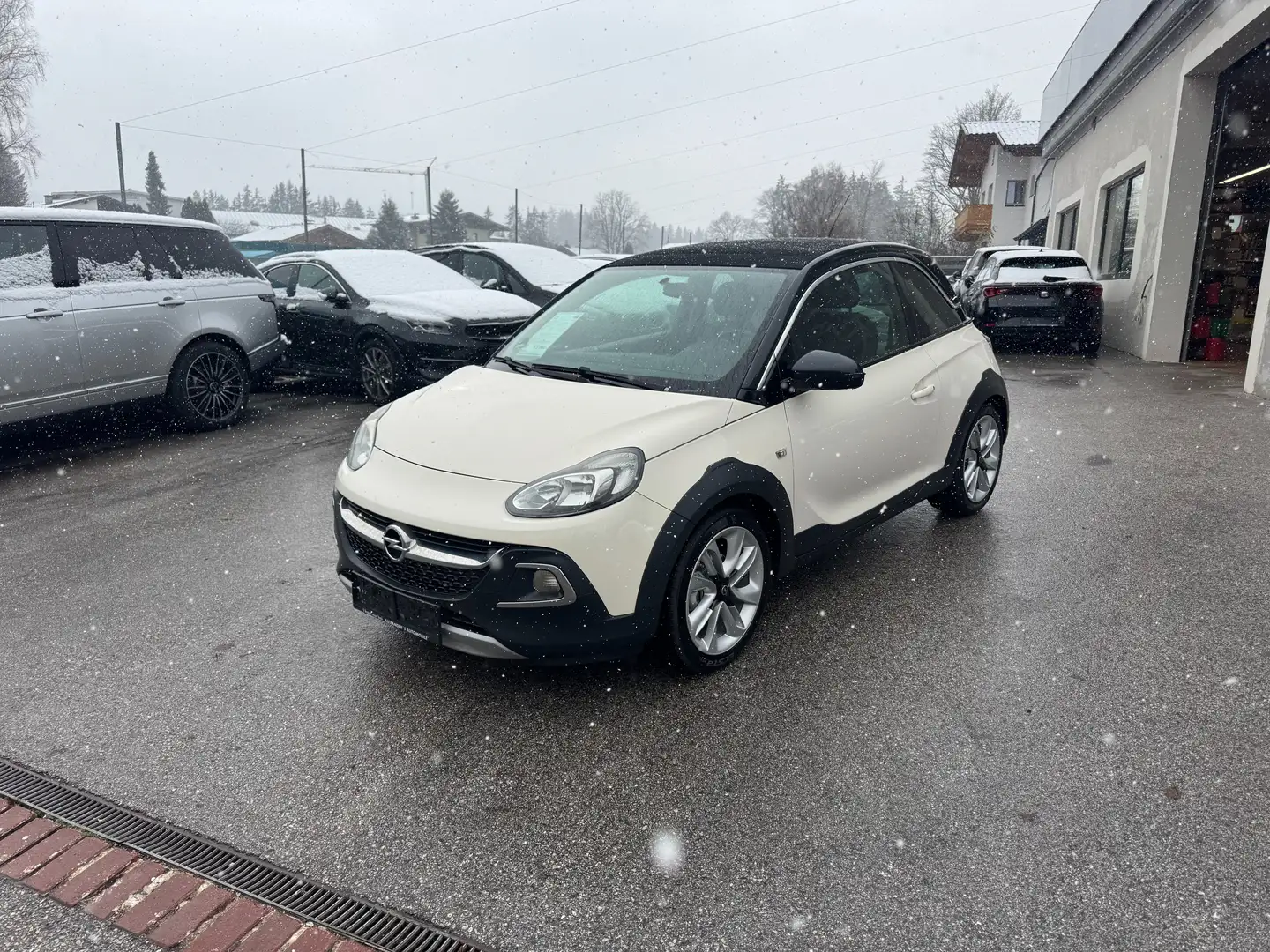 Opel Adam Rocks Blanc - 1