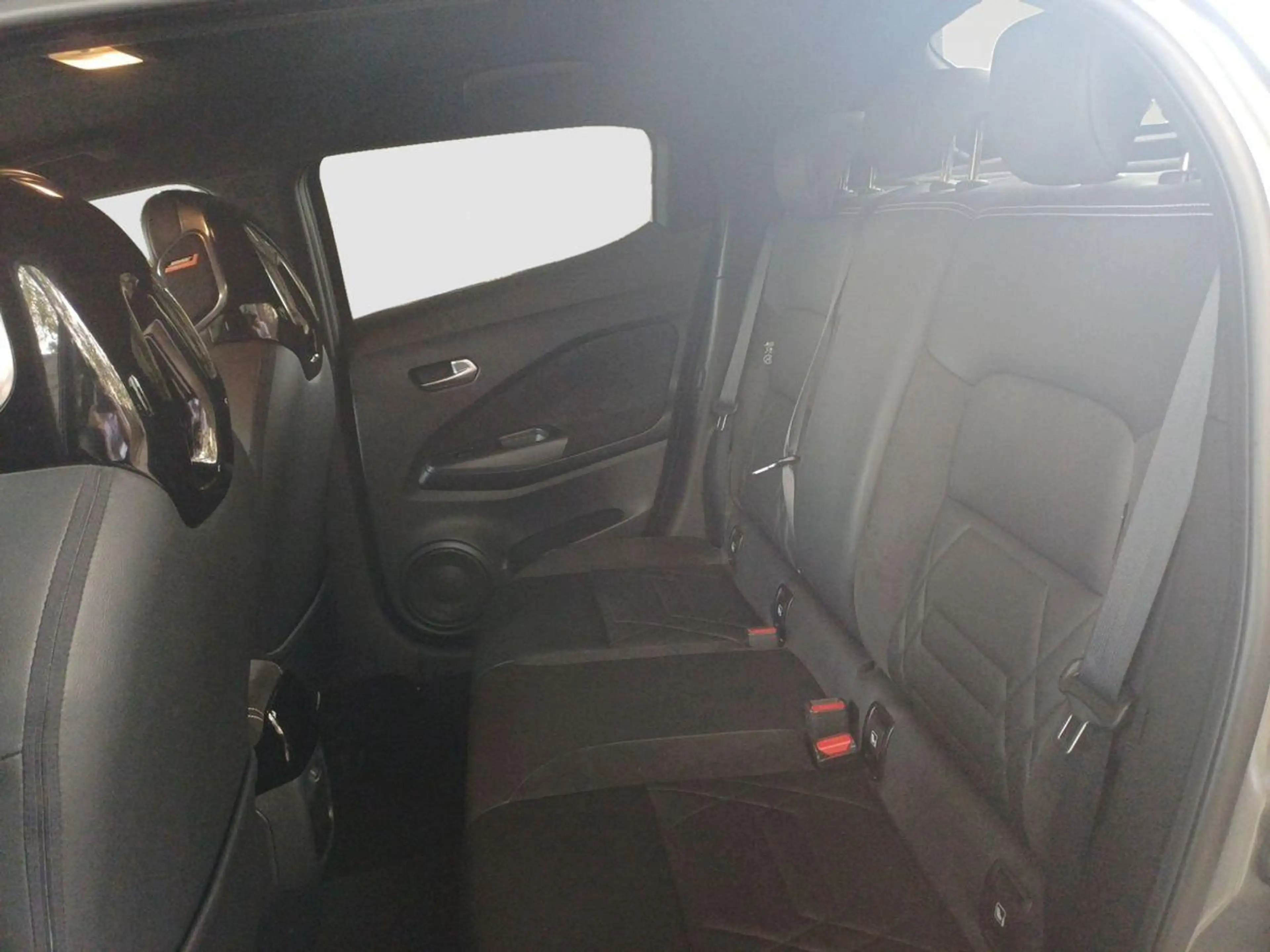 Nissan Juke DIG-T 117 6MT 117PS N-DESIGN NC TECH MT BOSE BHF — photo 13