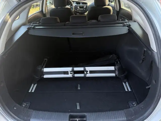 Kia Ceed view 11