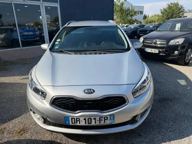 Kia Ceed view 2