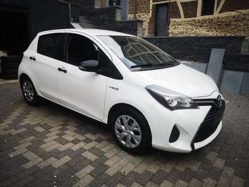 Hybrid 1.5i VVT-i Active E-CVT