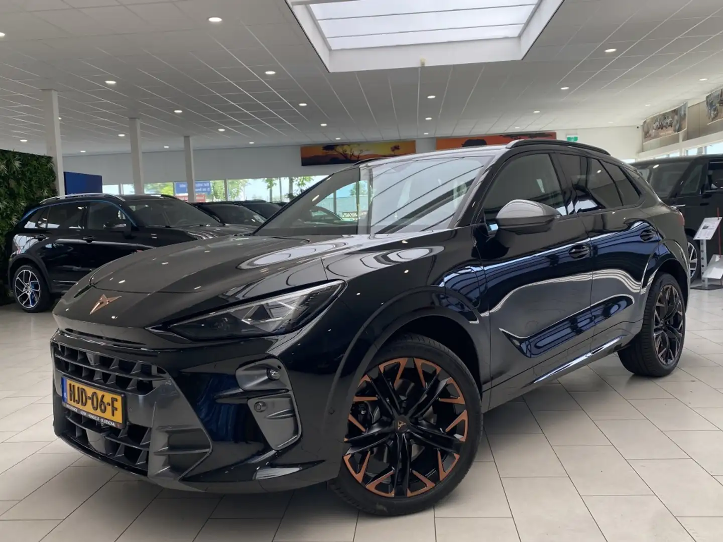 CUPRA Terramar 1.5 TSI e-Hybrid VZ Performance 272PK DSG matrix l Zwart - 2