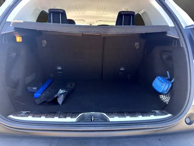 Peugeot 2008 view 10