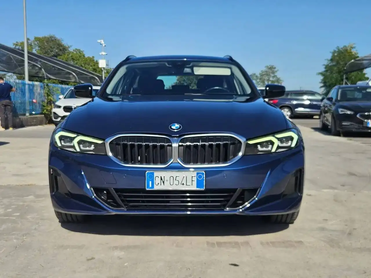2023 BMW 316 Touring 316d 2.0 122cv mhev 48V auto - GN054LF, photograph 2