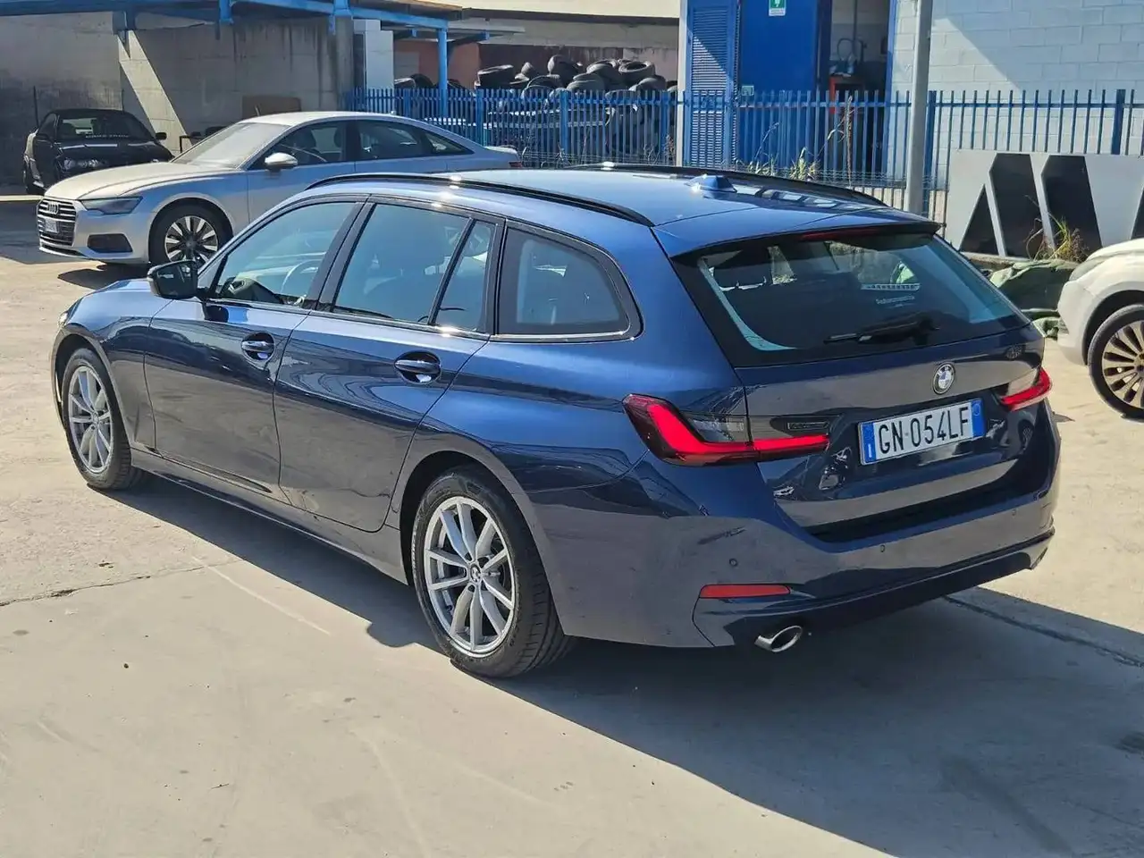 2023 BMW 316 Touring 316d 2.0 122cv mhev 48V auto - GN054LF, photograph 6