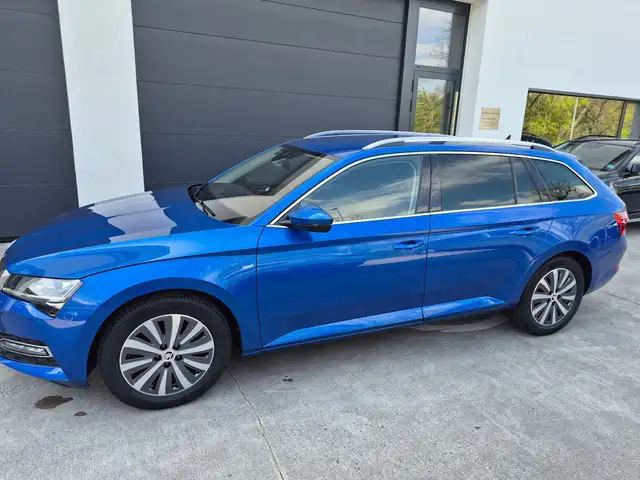 Skoda Superb Combi Style 2.0 150 PS+NAVI+SHZ+LED