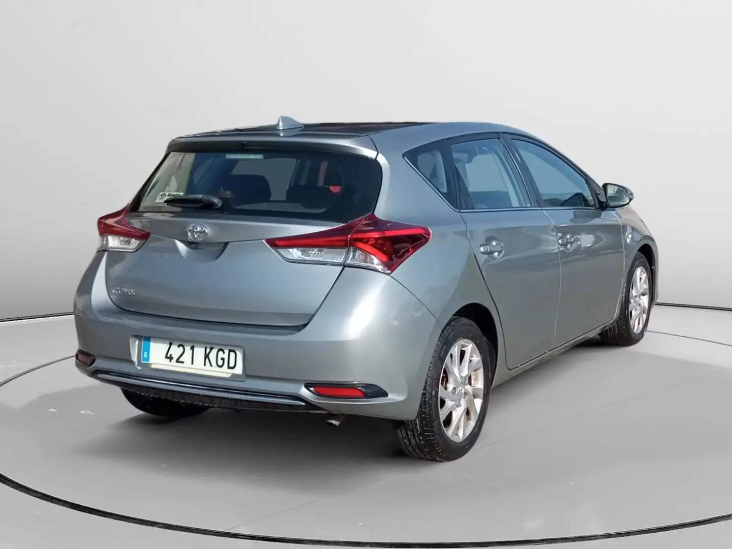 Toyota Auris 90D Active Gris - 2