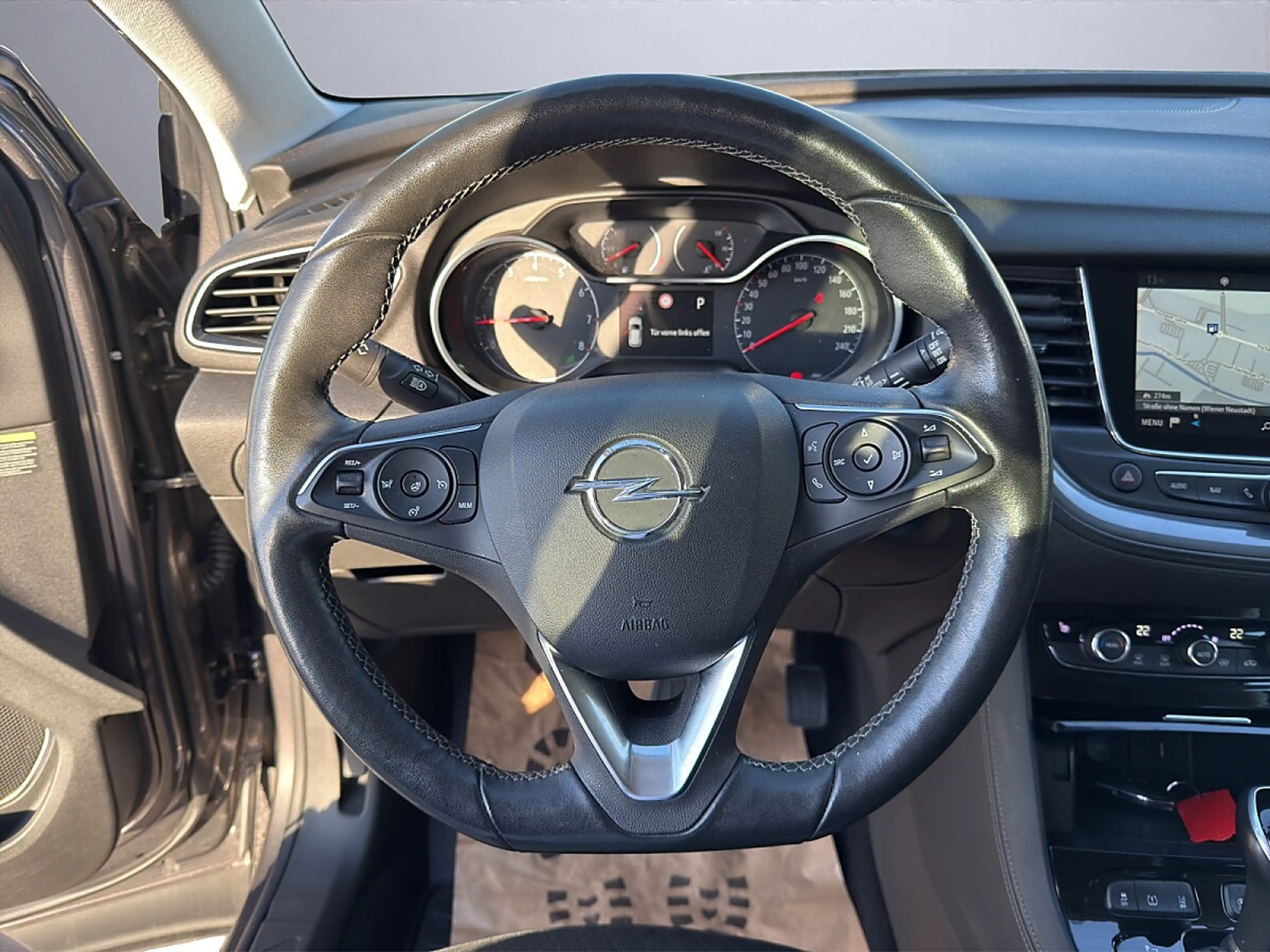 Opel Grandland X 1,2 Turbo Dir. Inj. 120 Jahre Edition S/S Aut. — photo 9
