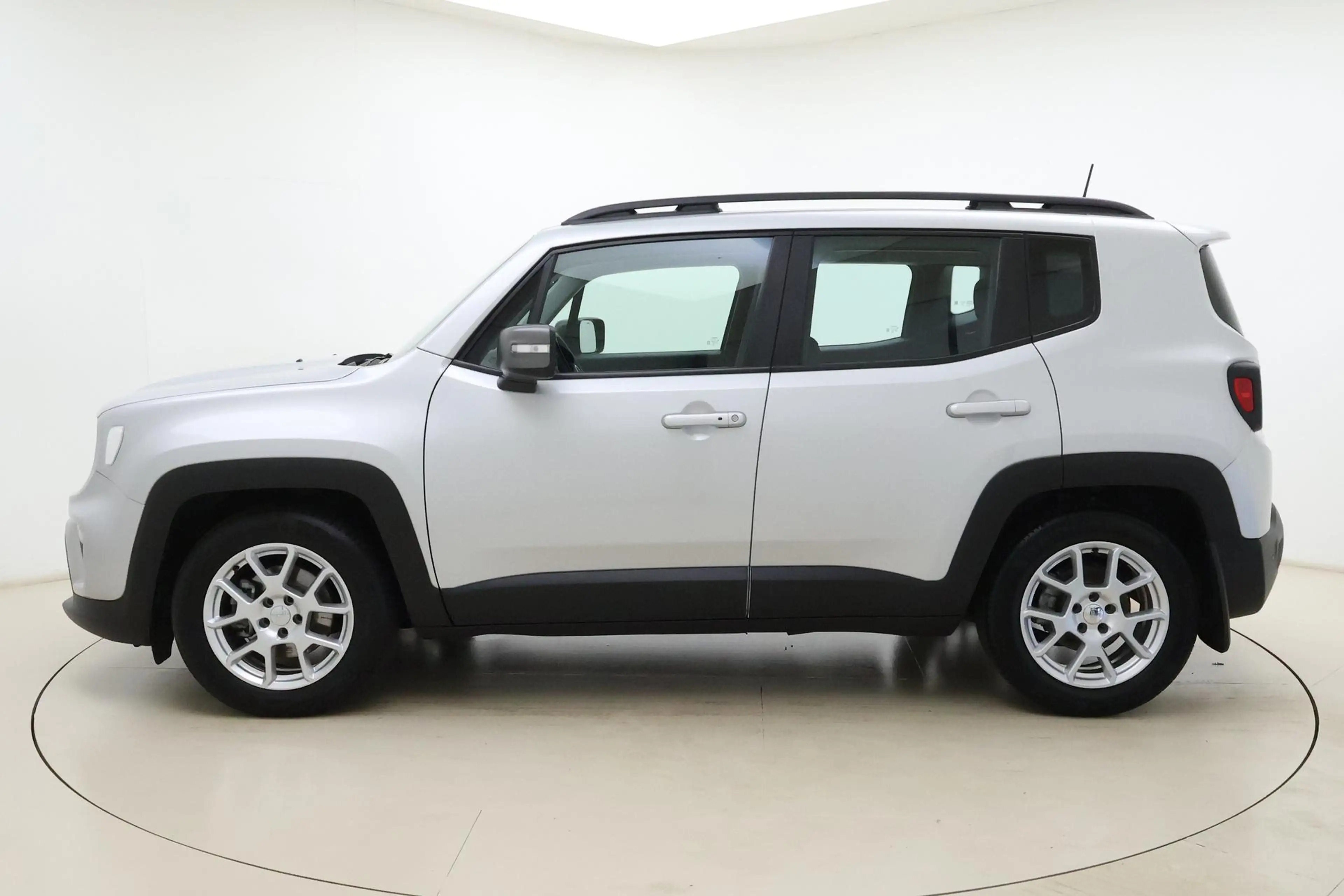 Jeep Renegade 1.3T DDCT Limited Automaat | Trekhaak | Climate co — photo 5