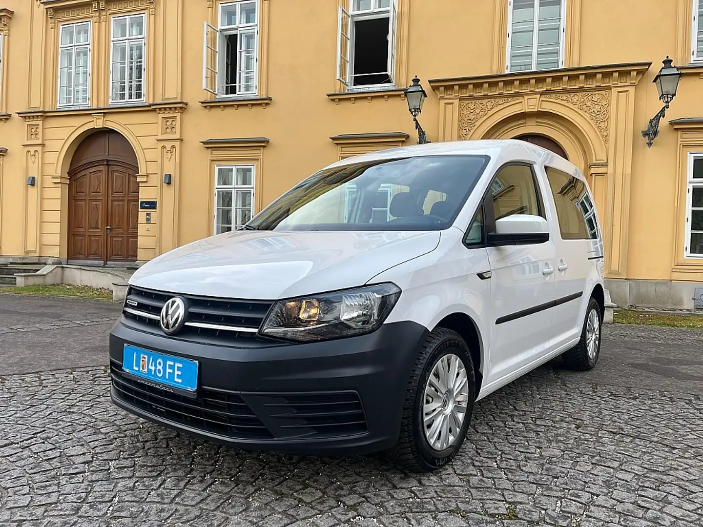 Volkswagen Caddy Kombi Trend 2,0 TDI ÖAMTC Test, Telefon und Mus... Alb - 2