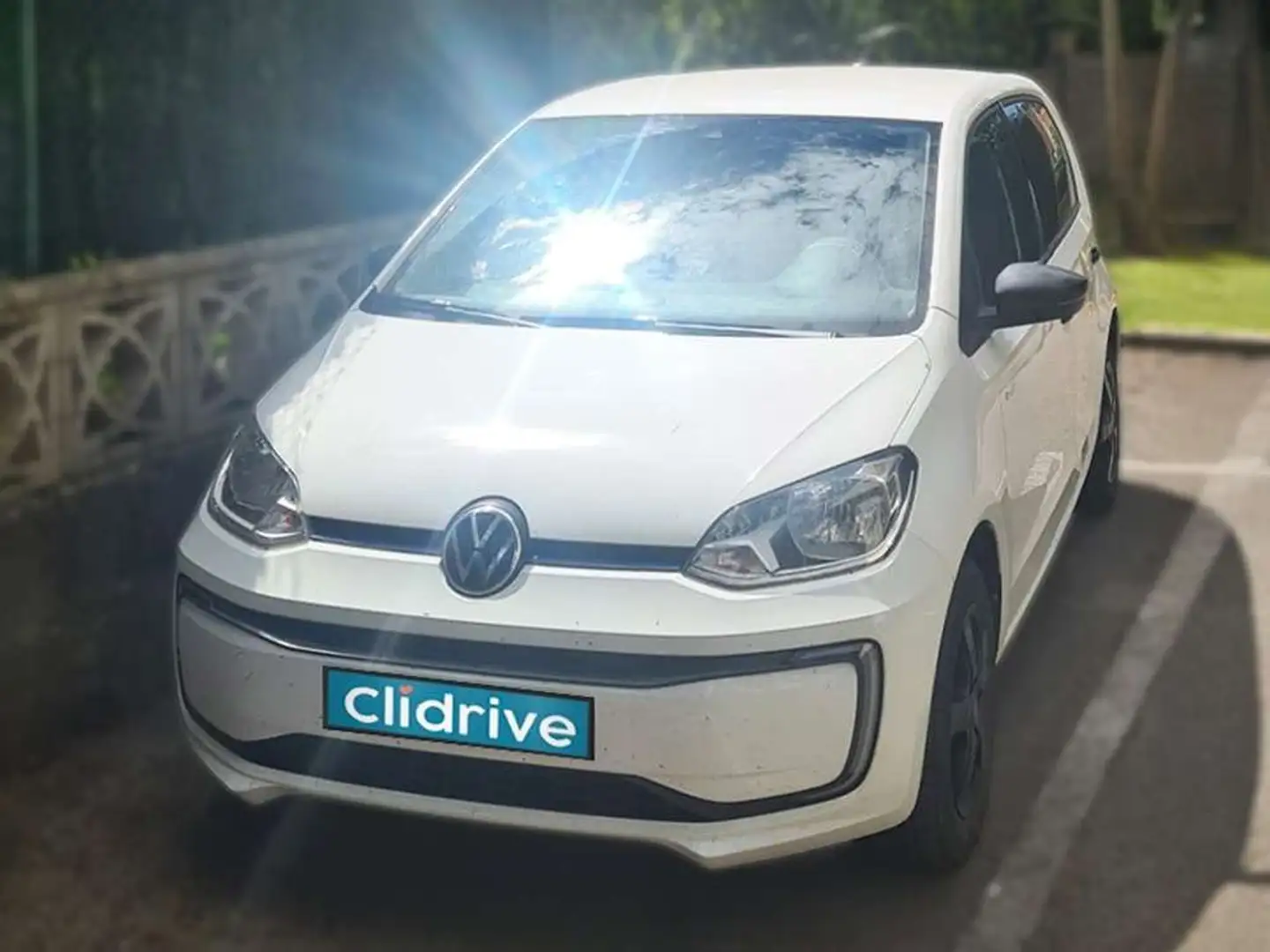 Volkswagen up! 61kW (83CV) Gris - 2