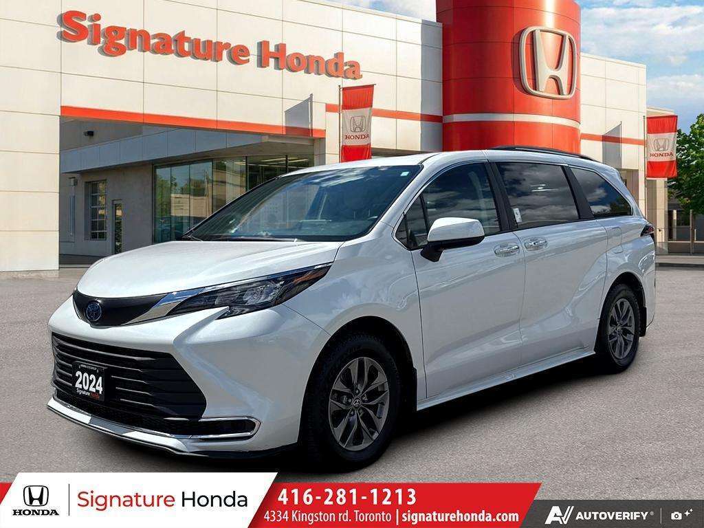2024 Toyota Sienna XLE 8-Passenger FWD