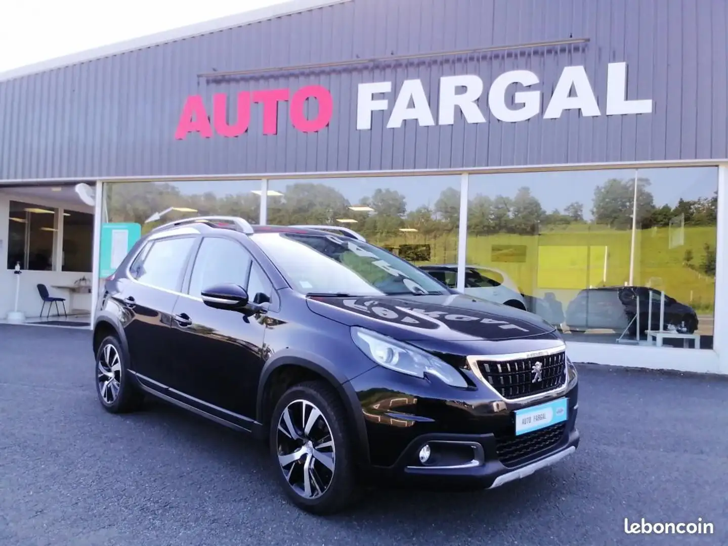 Peugeot 2008 BlueHDi 100ch S&S BVM5 Allure Noir - 1