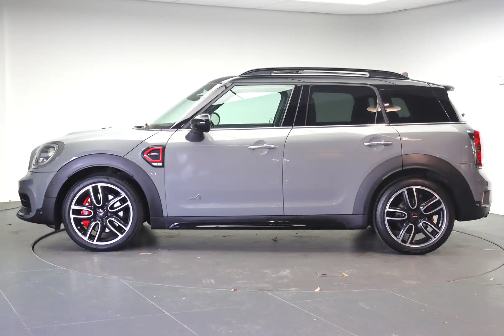MINI John Cooper Works Countryman ALL4 Chili Automaat / Panoramadak / Achteruitrijca Gris - 2