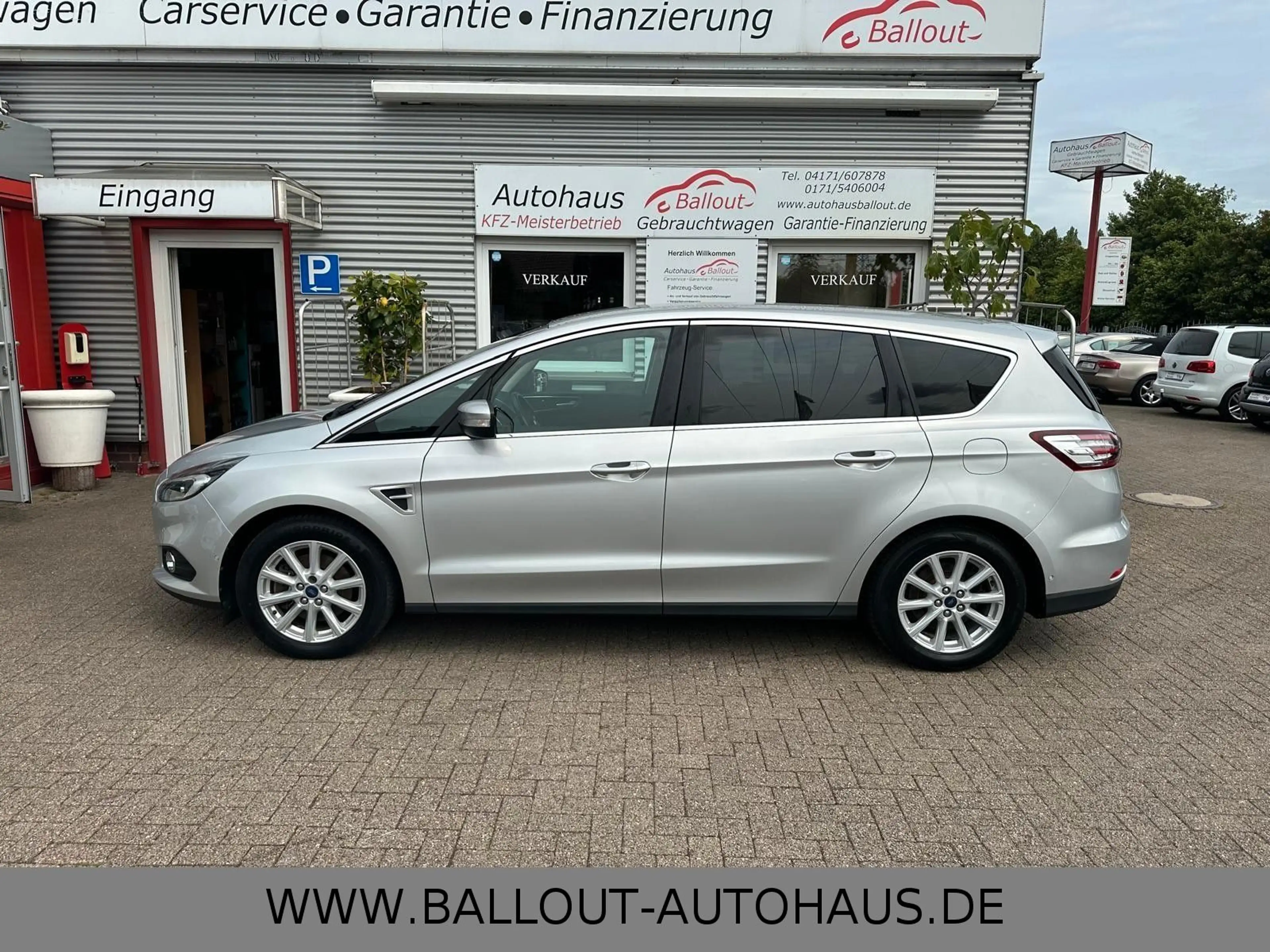Ford S-Max Titanium*2.HAND*KLIMA*NAVI*AHK*LED*TOT*SPU