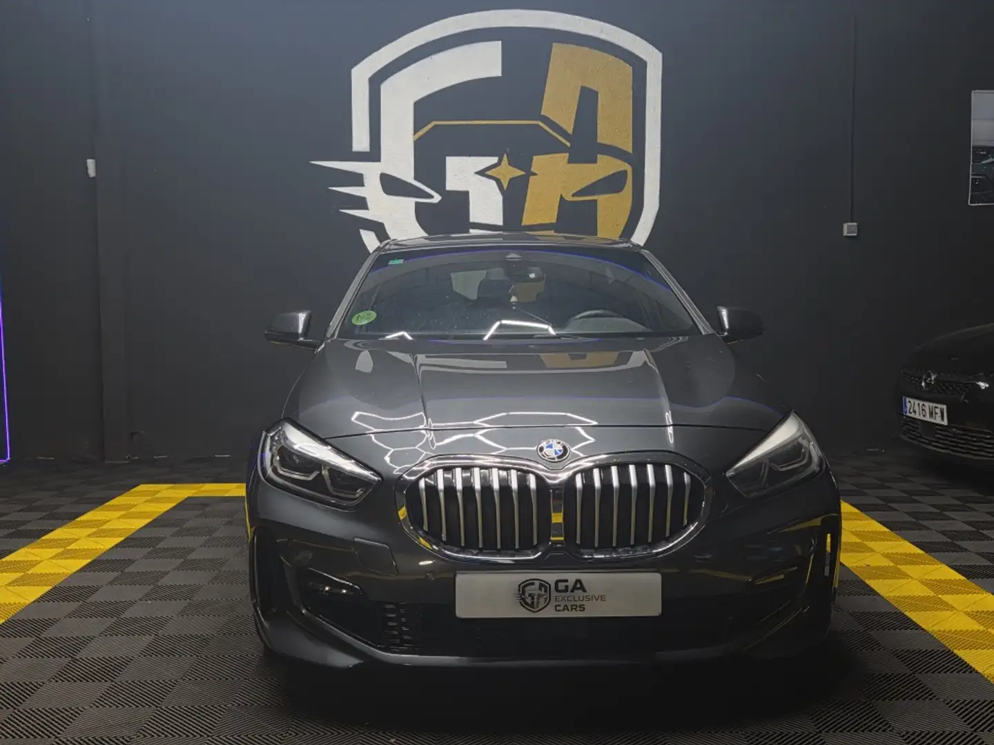 BMW 116 116d M Sport Gris - 2