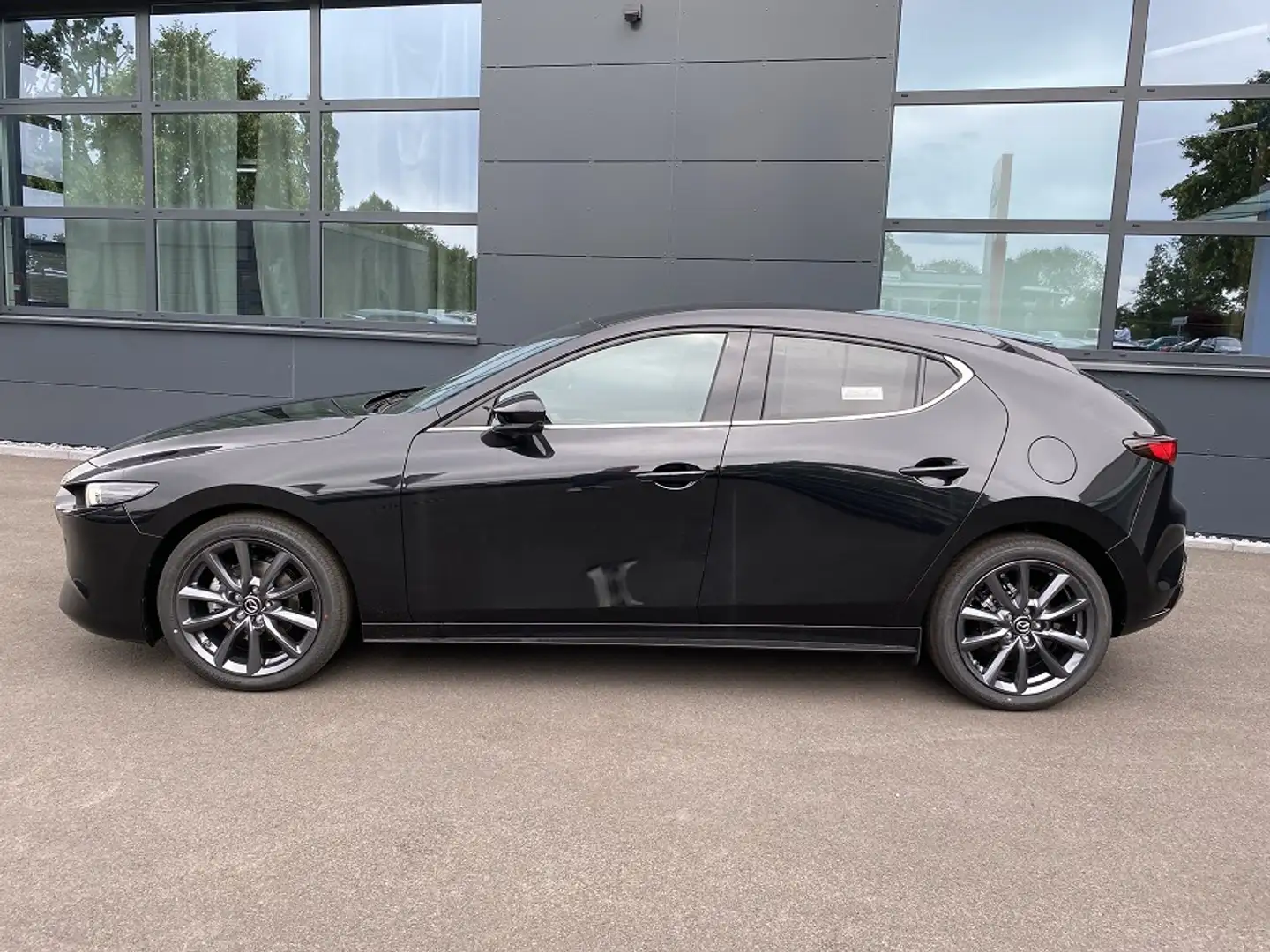 Mazda 3 Exclusive-line DASO DESI 150 Metallic - 2