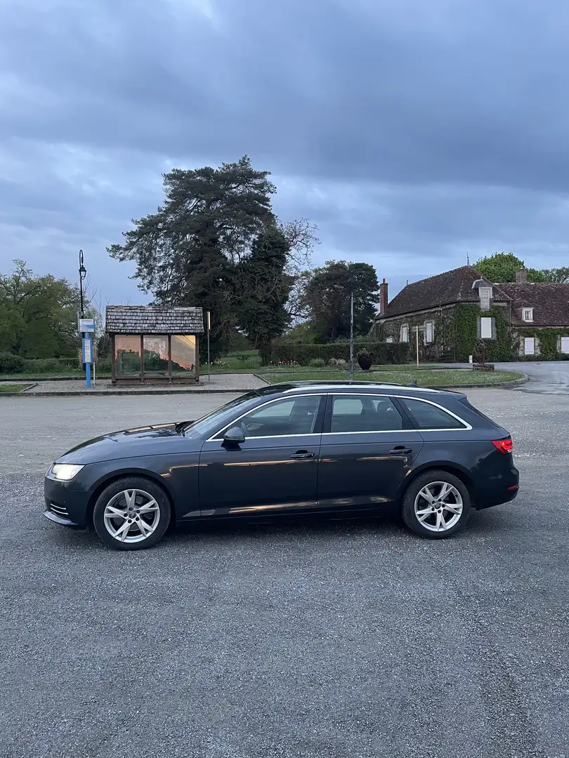 Audi A4 Avant 2.0 TDi S tronic - 2