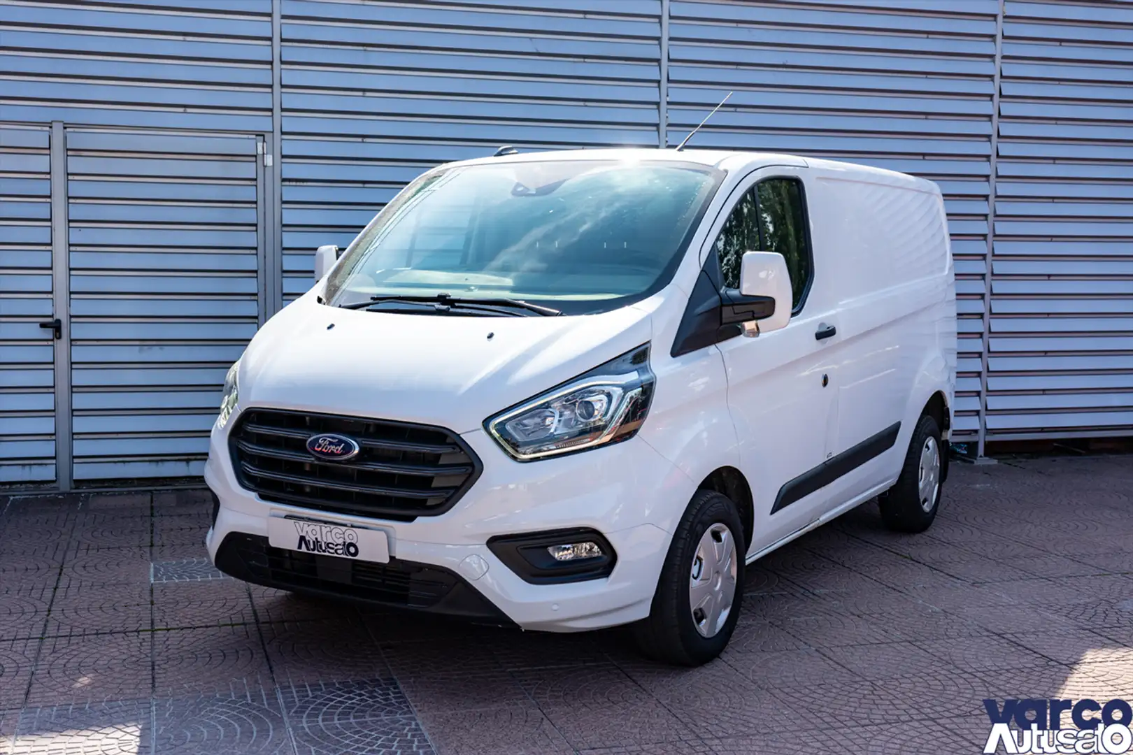 Ford transit custom 300 2.0 tdci 130cv Trend L1H1 E6 - 1