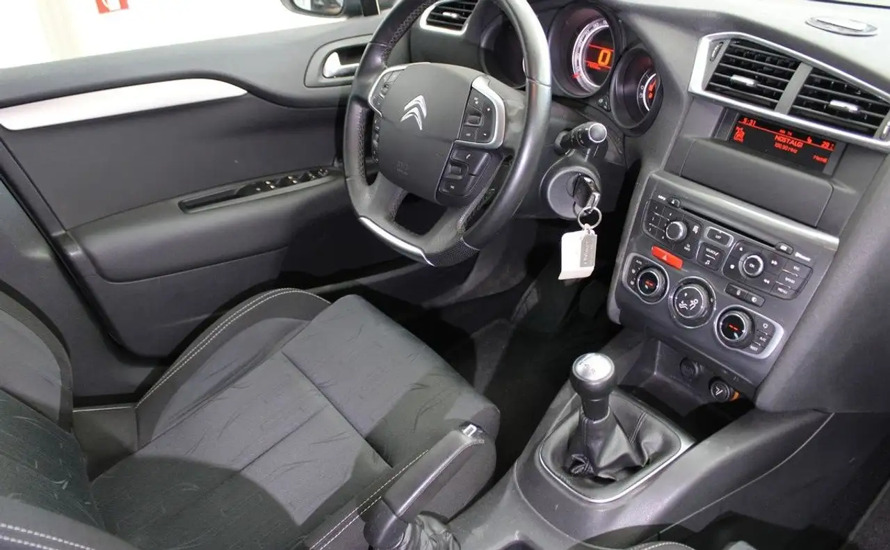Citroen C4 Berline — photo 7