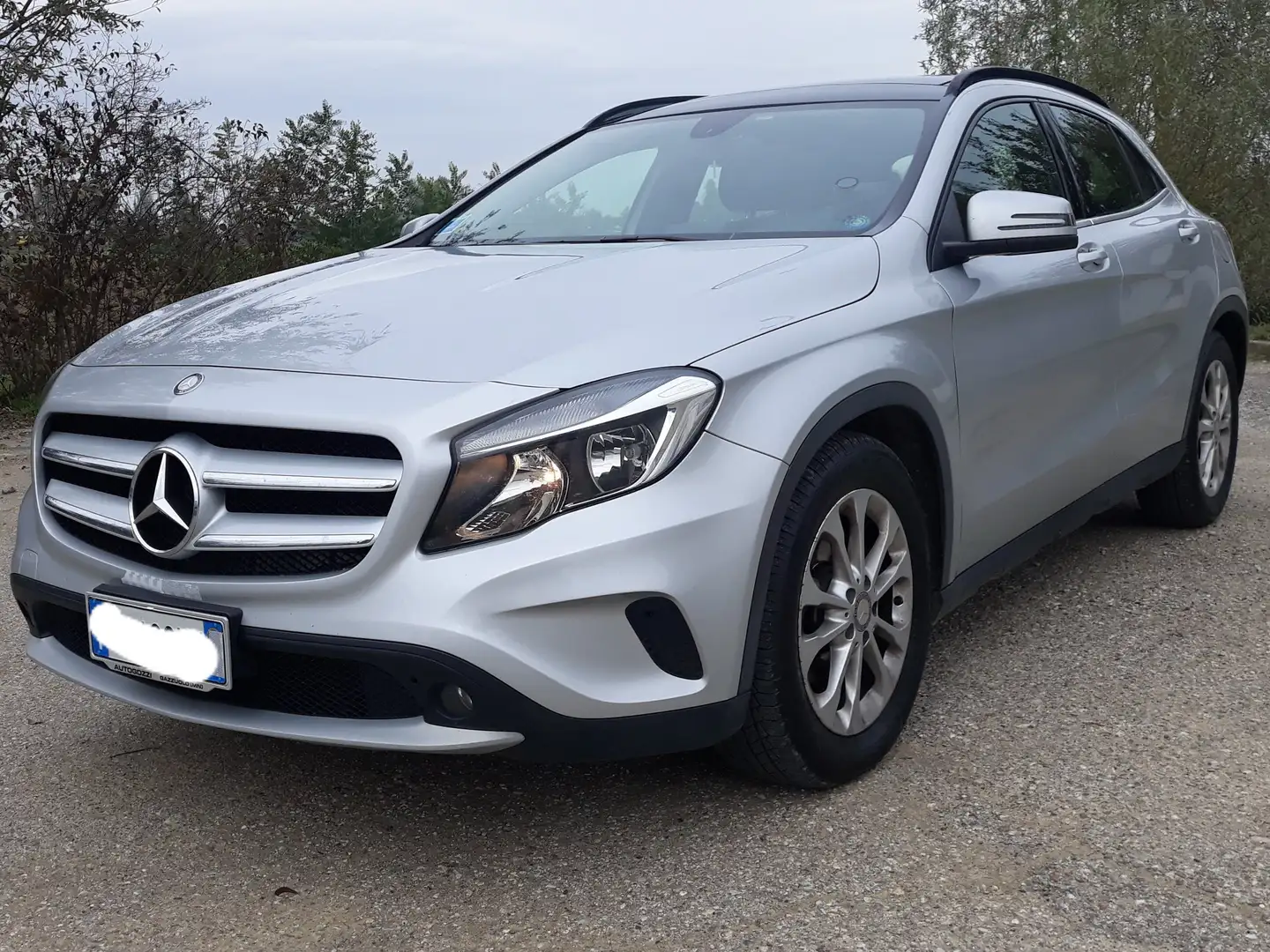 Mercedes-Benz GLA 200 Argento - 2