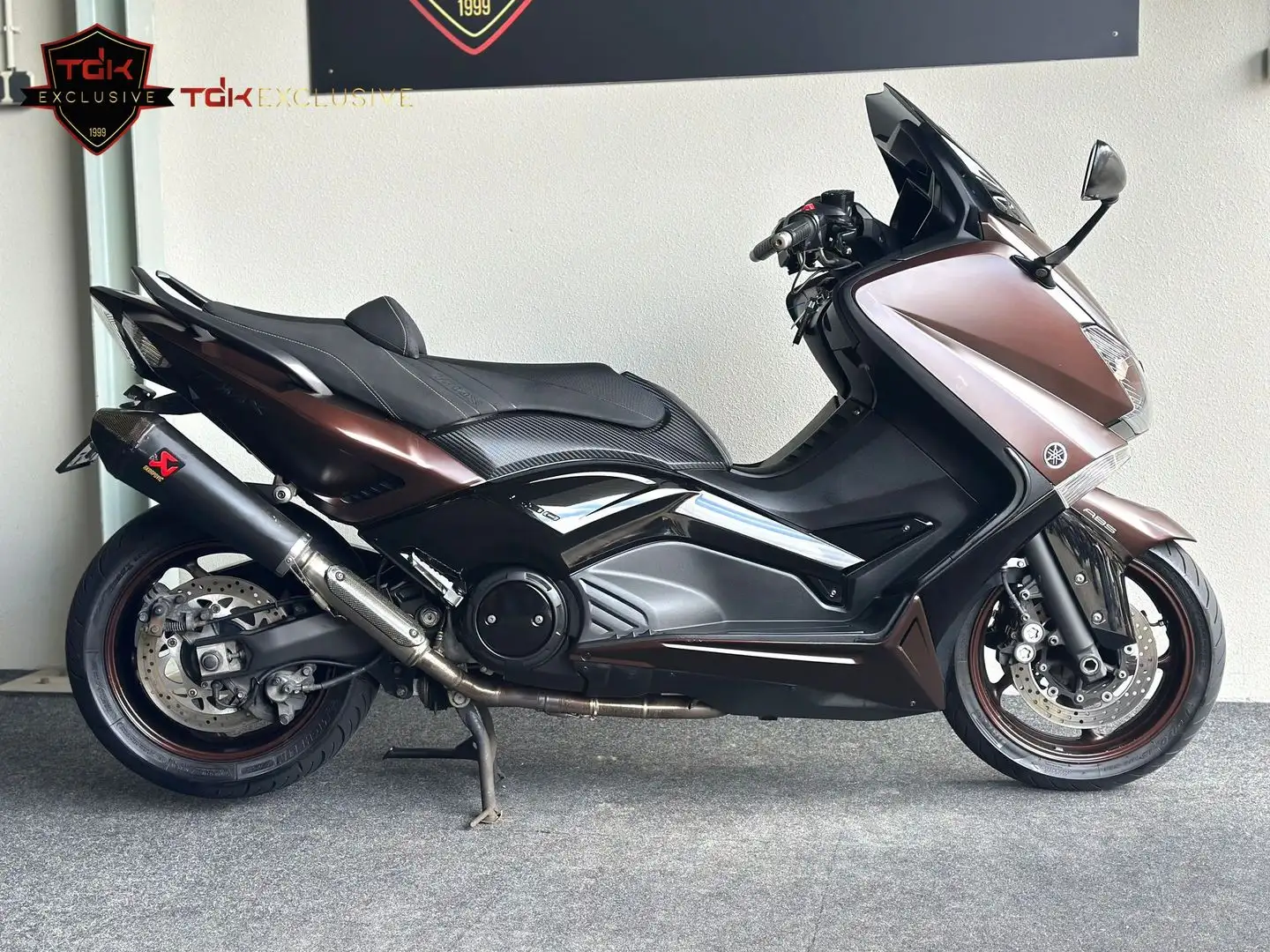 Yamaha TMAX BRONZE MAX ABS Gris - 2